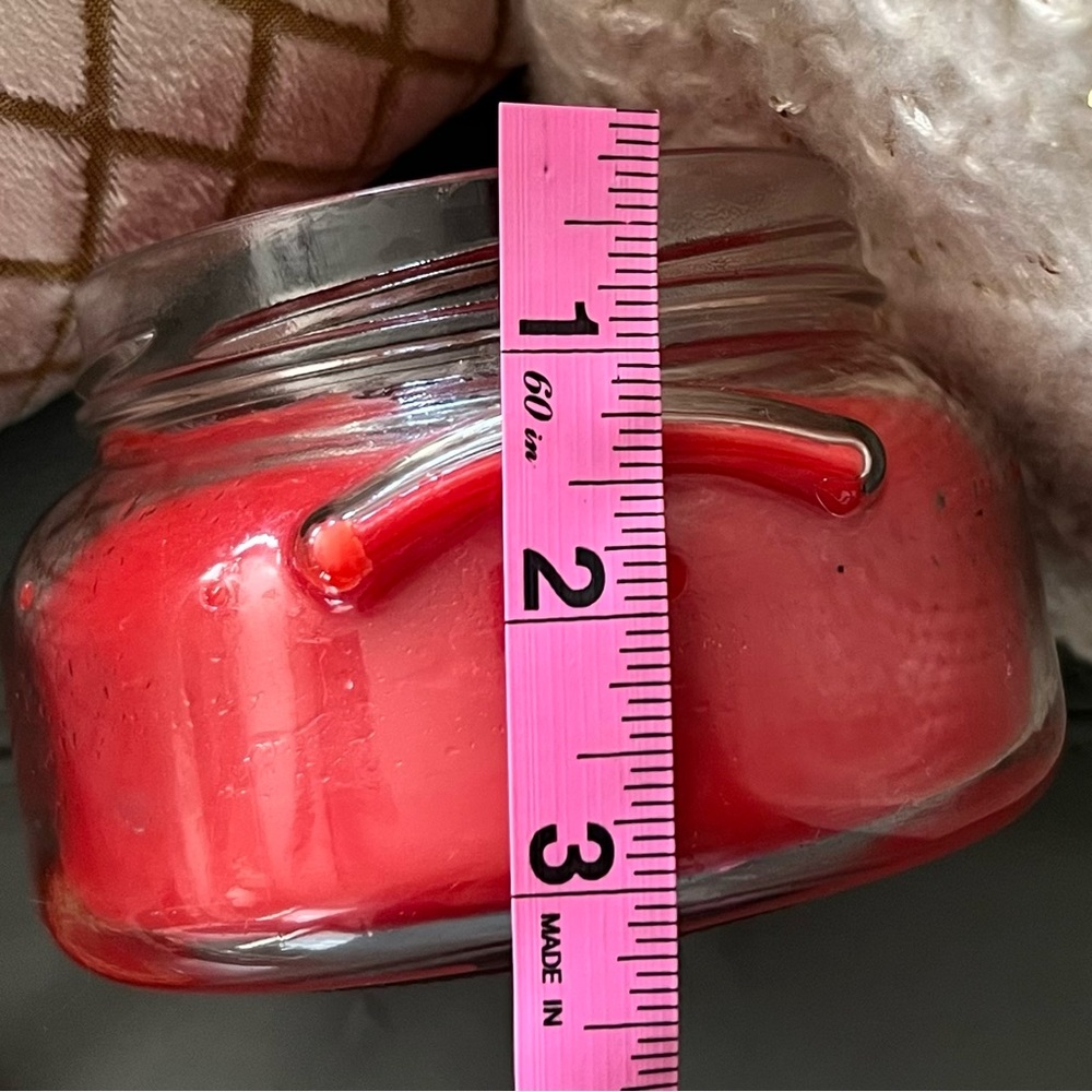 TYLER CANDLE COMPANY Glamorous Christmas 22 oz. BOUGIE PARFUMEE Perfumed Candle - Picture 11 of 11